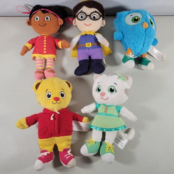 Fred Rogers Company Toys Daniel Tigers Neighborhood Plush Lot Of 5